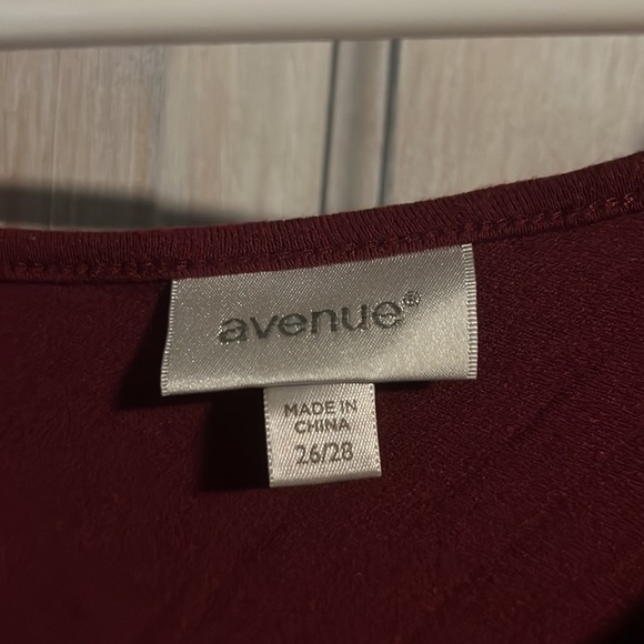 Avenue Shirt. Maroon color. Don’t hit anymore - Picture 2 of 3